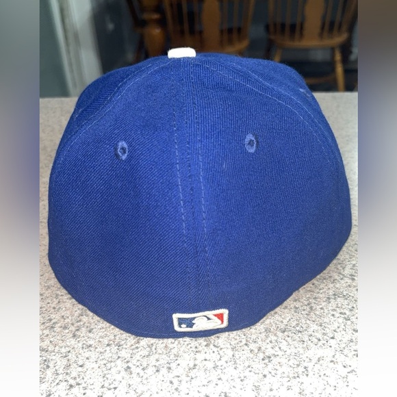 Official MLB Fitted LA Dodgers Hat. - Picture 3 of 5